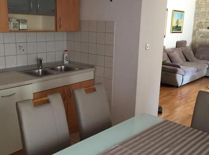 Apartman Elena *